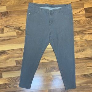 Plus size grey skinny jeans